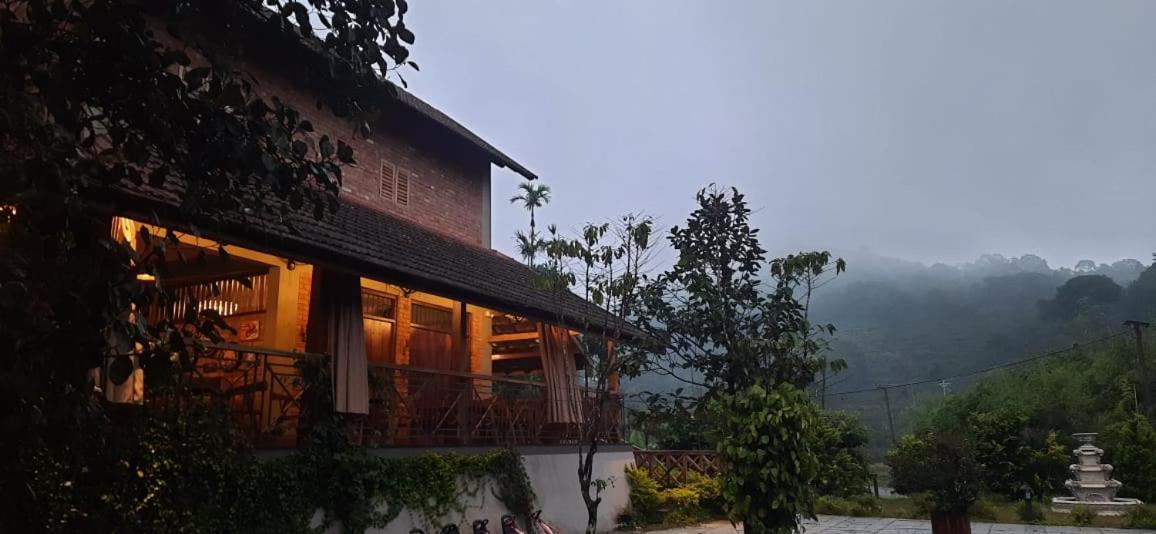 Barsati Ranches Villa Vythiri Bagian luar foto